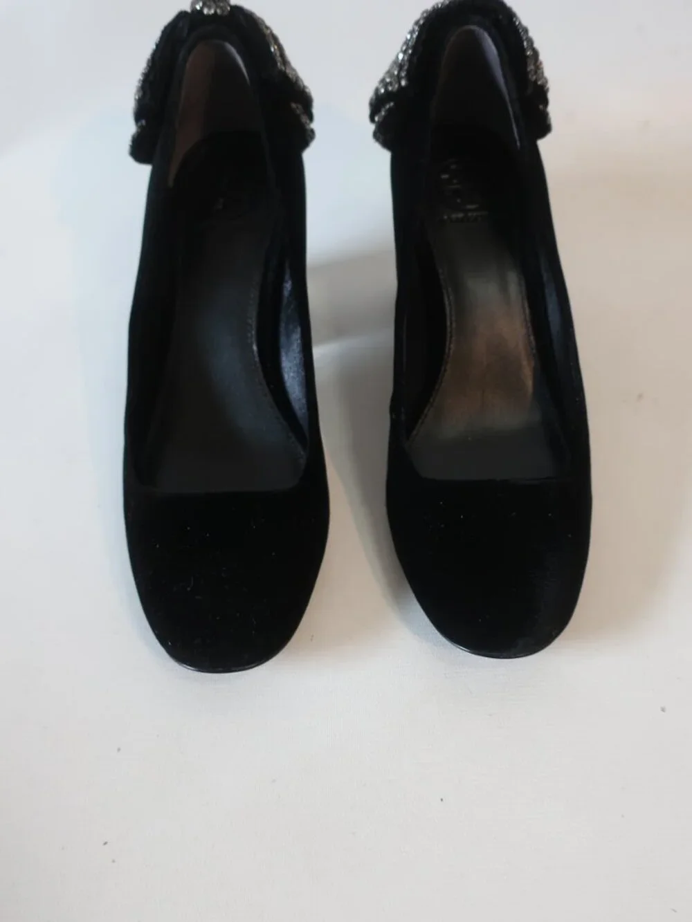 NWOB Womens Tory Burch Black Josephine Velvet Rhinestone Bow Pumps 5.5